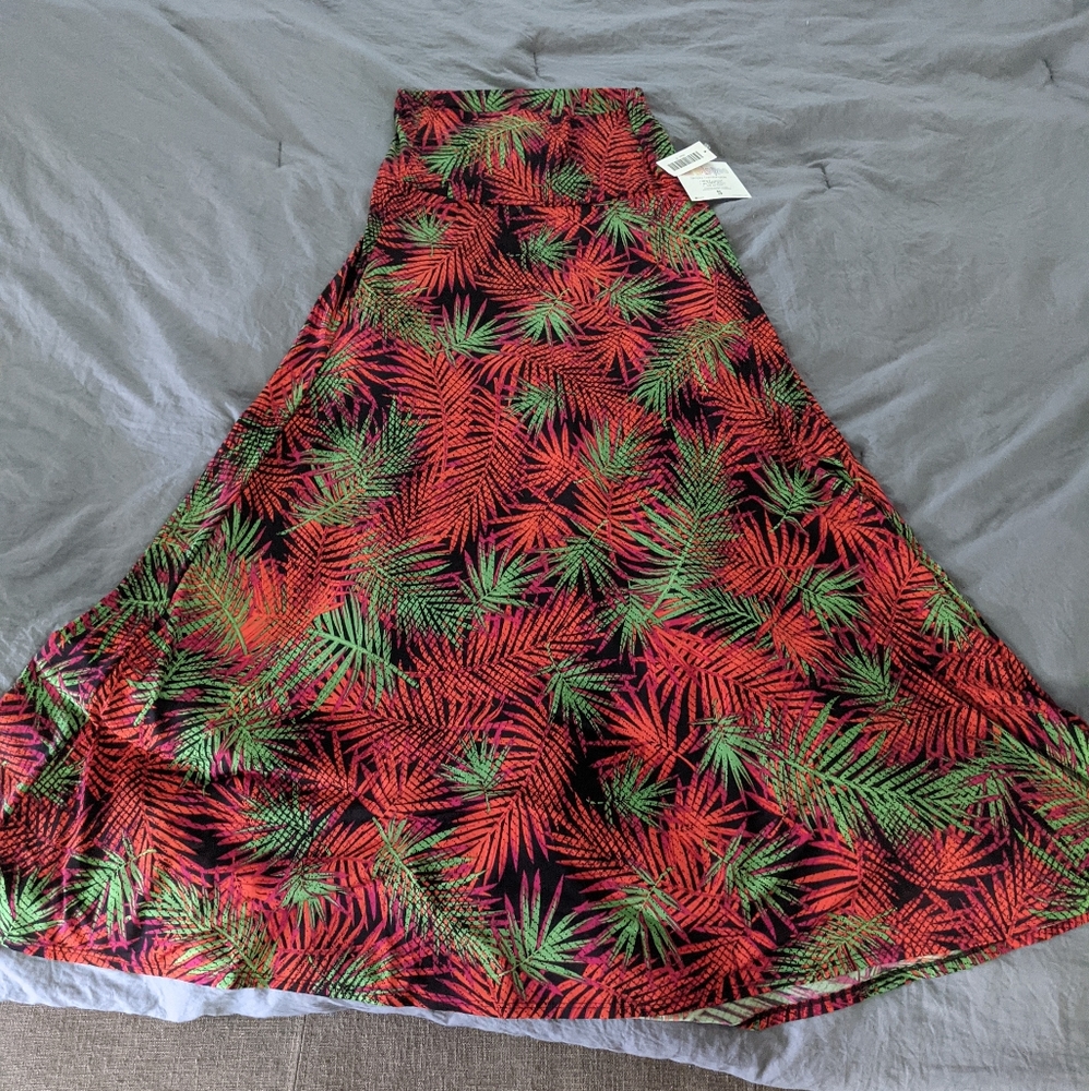 LuLaRoe Maxi skirt size Small